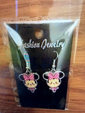 Disney " Minnie Mouse " Cutie Shepherd Hook Earrings Retired New on Card