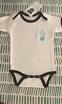 NEW, CACTUS LAUGHING GIRAFFE BODYSUIT- SIZE 3-6 M MONTHS WHITE GREAT PRICE!