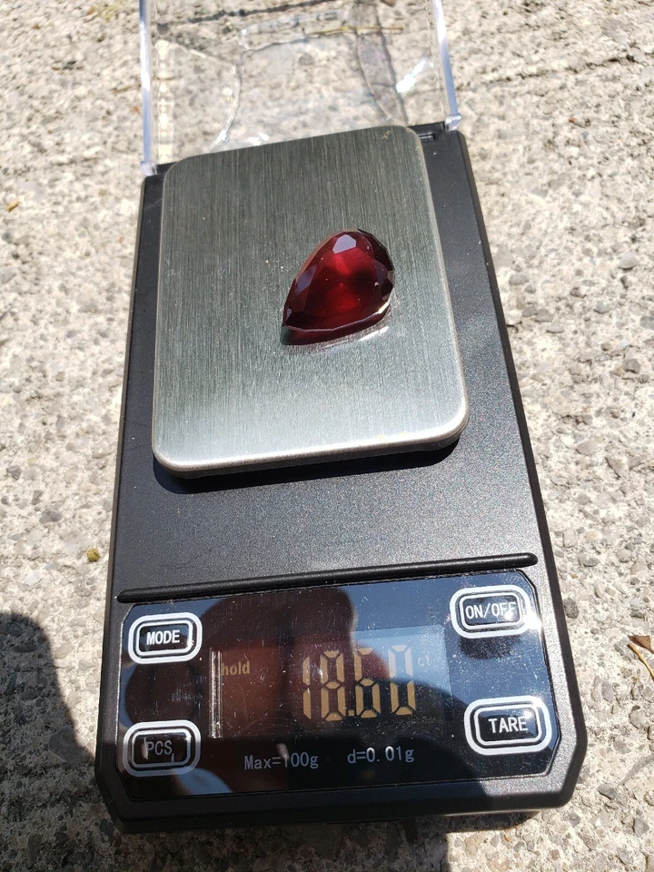 18.60 Carat Garnet Loose Gemstone - Image 3 of 3