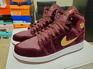 jordan 1 velvet