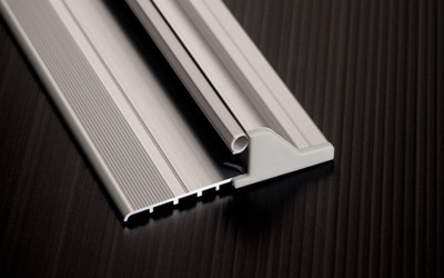 Antipellen Regenschwelle aus Aluminium Domatic D-Rain, Silber, 135 cm