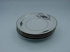 4 Elsinore by Gildhar White Floral Dessert Saucer Plate  5.5”