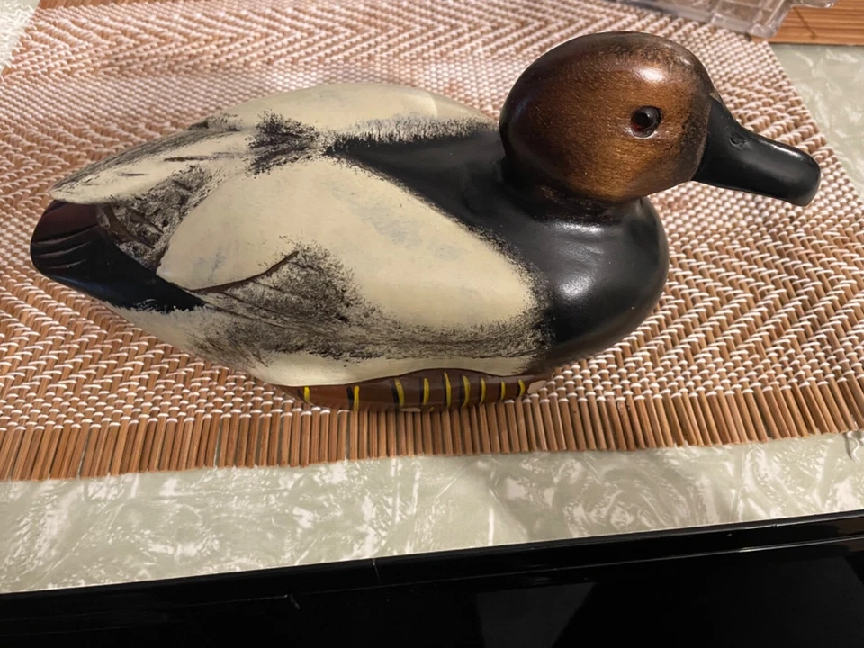 décoration canard en bois. Très réaliste idéal passionné d’animaux ou chasseur - Photo 1/3