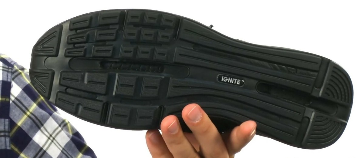 $130 Puma Mens Ignite Limtless Netfit STAPLE Size 10.5 RARE  display picture 1