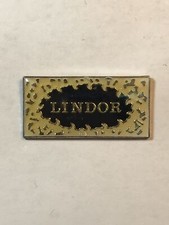 PIN LINDOR BLANCO Y NEGRO