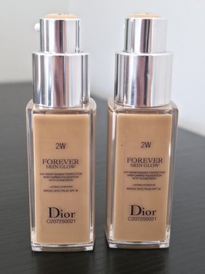 2 pcs Dior Forever Skin Glow 24H Wear Radiant Foundation SPF 35 - glow 2W -20ml 