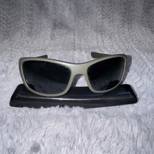 Oakley Hijinx Shadow Gray.