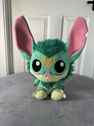 Funko POP Monsters Wetmore Forest Monsters 10" Plush Smoots Green I2