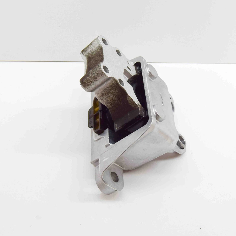 VOLVO XC40 536 Right Side Engine Mounting Pad 32298325 NEW GENUINE - Image 3 of 4