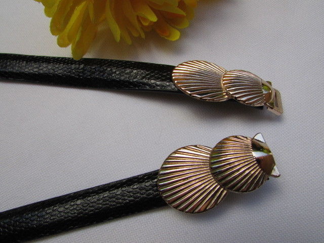 Vintage seashell stretchy belt, 24”, gold over black elastic… AMAZING Gold Seashell Buckle on Black Elastic Belt by MeganLeoneVintage main image 3