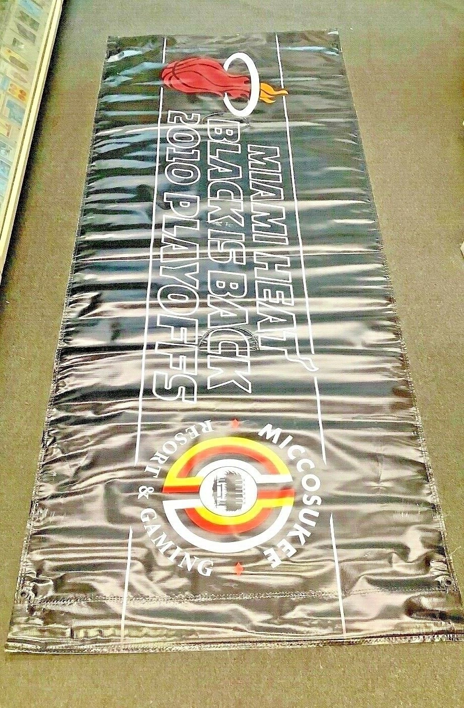 2009/10 MIAMI HEAT PLAYOFFS - POLE BANNER - VERY RARE - Picture 4 of 4
