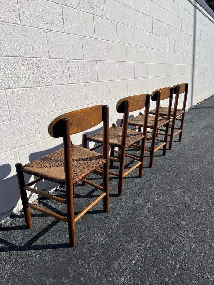 Juego de 4 sillas de comedor vintage Borge Mogensen J39 para personas en estado original Foto 3 de 4