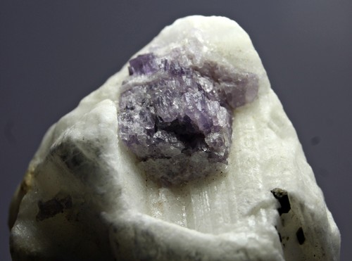 Natural Purple Scapolite Crystal in Mother Rock from Badakhshan Afghani 450.0 CT - Picture 3 of 9