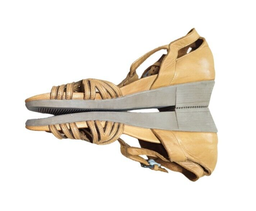 Bueno Tan Soft Leather Open toe Comfort Low Wedge Sandals size Au 7/Eu38 - Picture 4 of 8