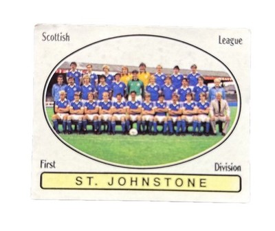 Panini Football 82 - # 516 - ST JOHNSTONE TEAM GROUP