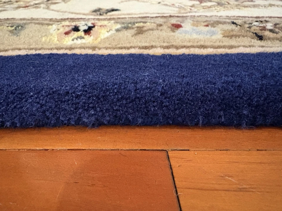 Alfombra de lana azul Nourison 2000 Collection 5’6” x 8’6” Foto 3 de 4