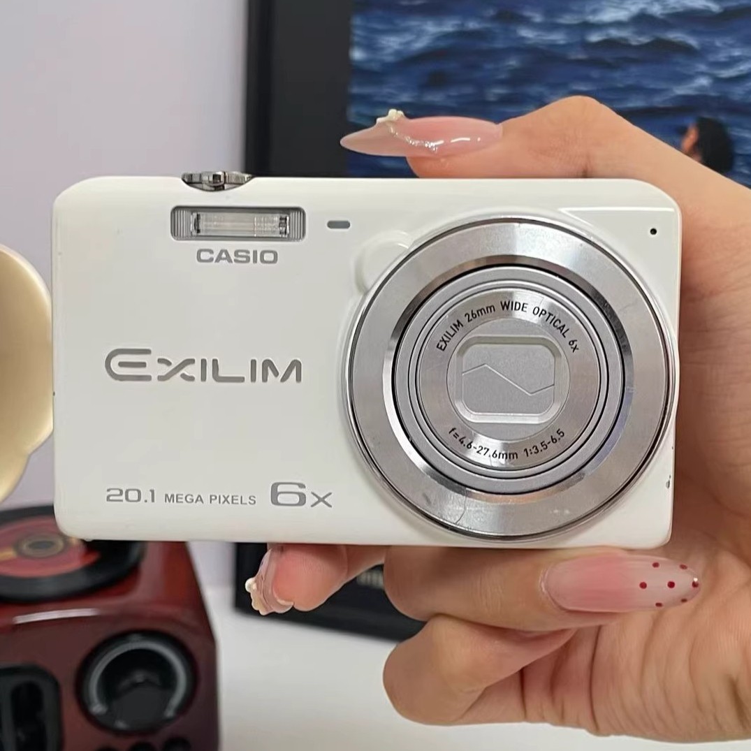 Casio EXILIM EX-ZS30 20.1 Megapixel Digital Camera White | eBay