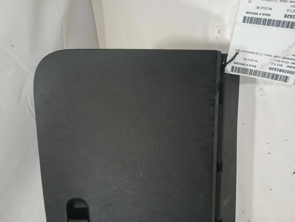 Used Glove Box fits: 2013 Volkswagen Beetle  Grade A - Image 3 of 4