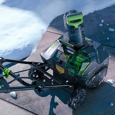Greenworks - 80V 20Cordless Brushless Snow Blower with 4.0 Ah Battery and R...