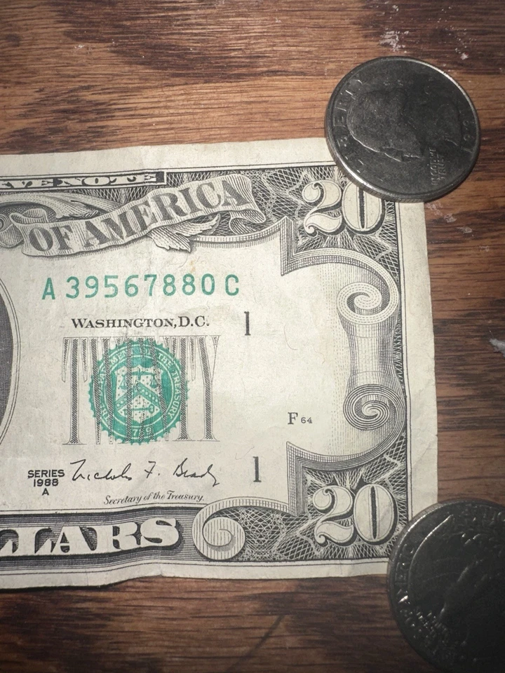 Very Rare 1988 A-Series 20 dollar bill - Image 4 of 4
