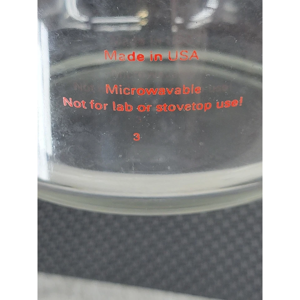 Copo de medição Pyrex 3 xícaras de vidro vermelho medidas feitas nos EUA - Imagem 4 de 4