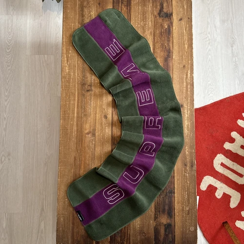 Foulard Supreme Polartec olive et violet FW18