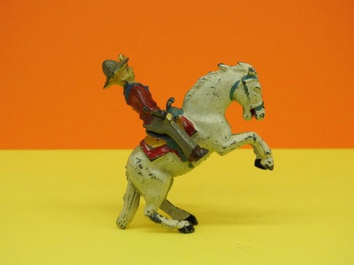 CHARBENS 1930s RARE PRE WAR LEAD WILD WEST SERIES RODEO COWBOY ON REARING HORSE - Picture 3 of 9