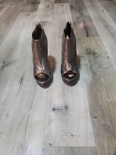 Women high heels, New, size 8