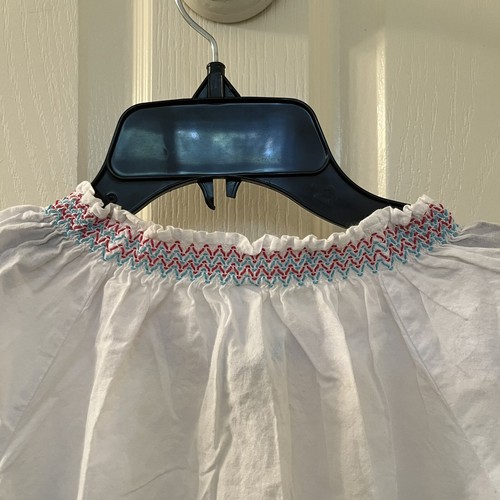 Mini Boden Floral Applique Tunic Dress Swim Cover Up Smocked Neck Girls Size 5-6 - Picture 10 of 10