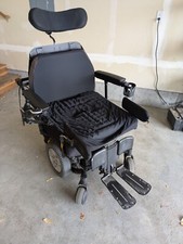 Power Wheelchair, Quantum Edge 6, Power Tilt, Leg Lift, Power Recline, Electric