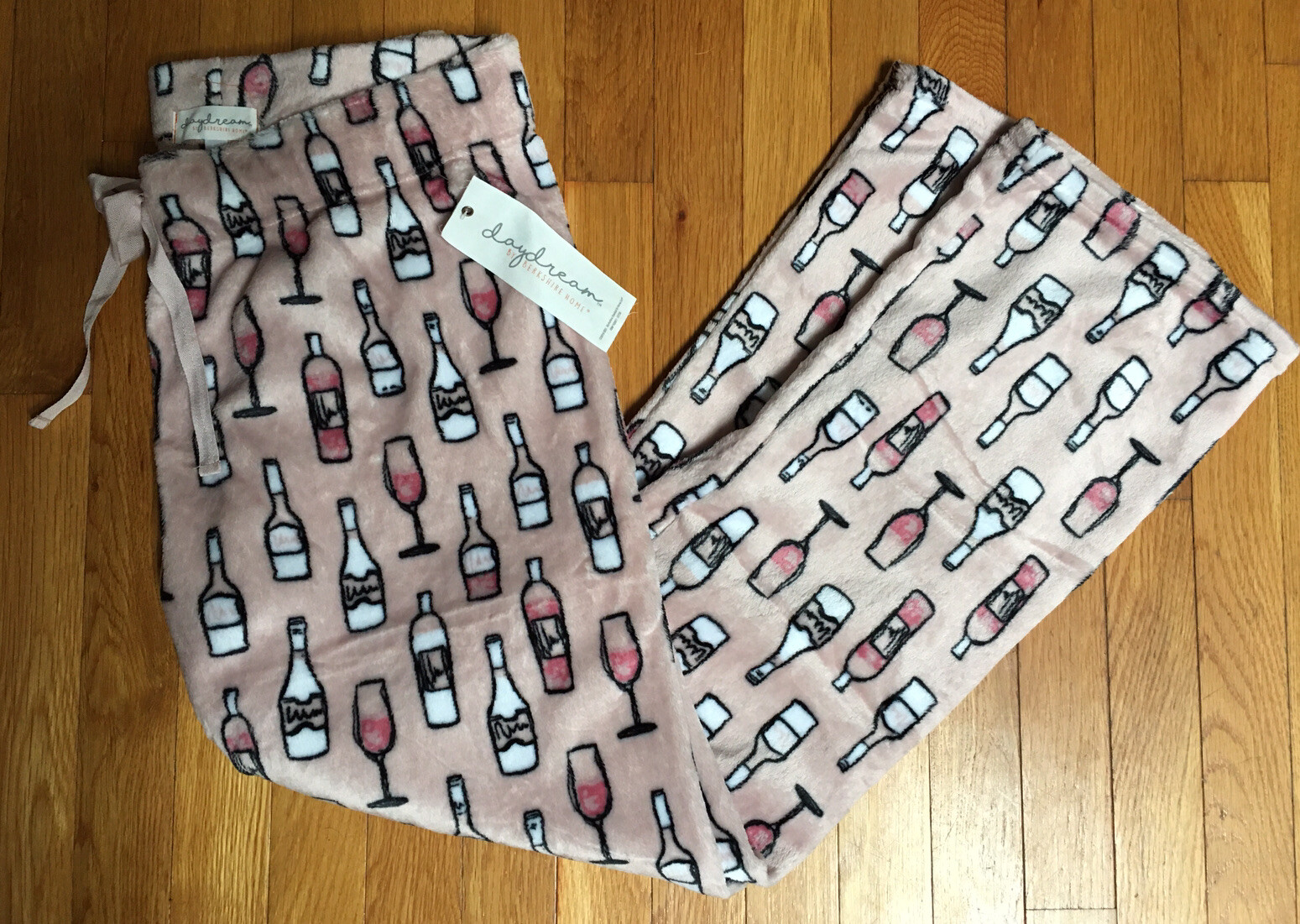 NWTWomens Wine BottleDayDream Berkshire Home Pajama Pants Plush Pink