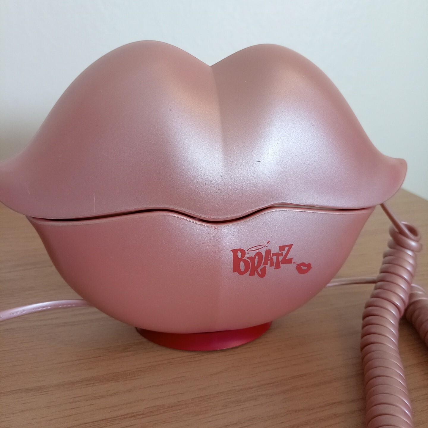 Vintage Y2K Bratz Metallic Pink Lips Phone Novelty Telephone Tested