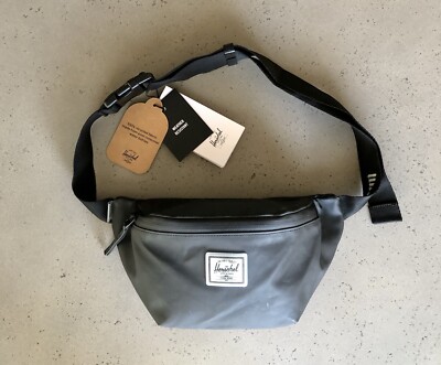 Herschel Seventeen Hip Pack Shoulder Crossbody Fanny Pack Waterproof NWT
