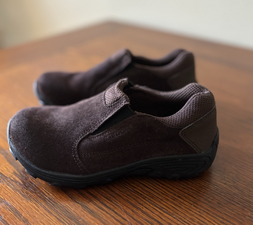 Merrell Jungle Moc Jugend Kinder Größe 12,5 M, braune Leder Slipper Halbschuhe - Bild 1 von 10
