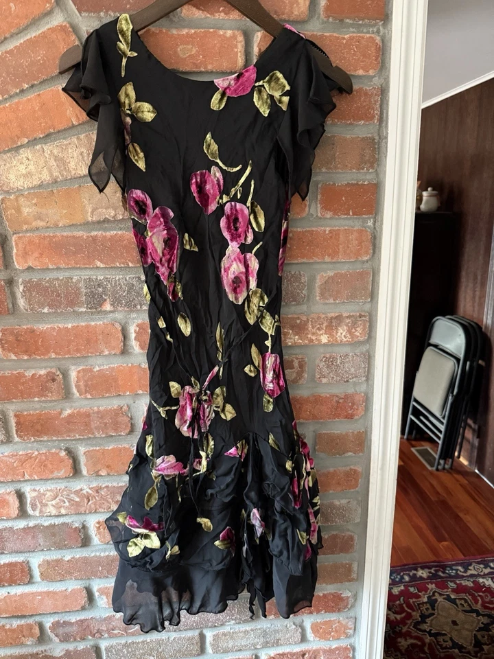 Vestido Emily West Niños Niñas Negro Floral Rosa Terciopelo Burnout Fiesta Talla 14 Niñas Foto 2 de 4