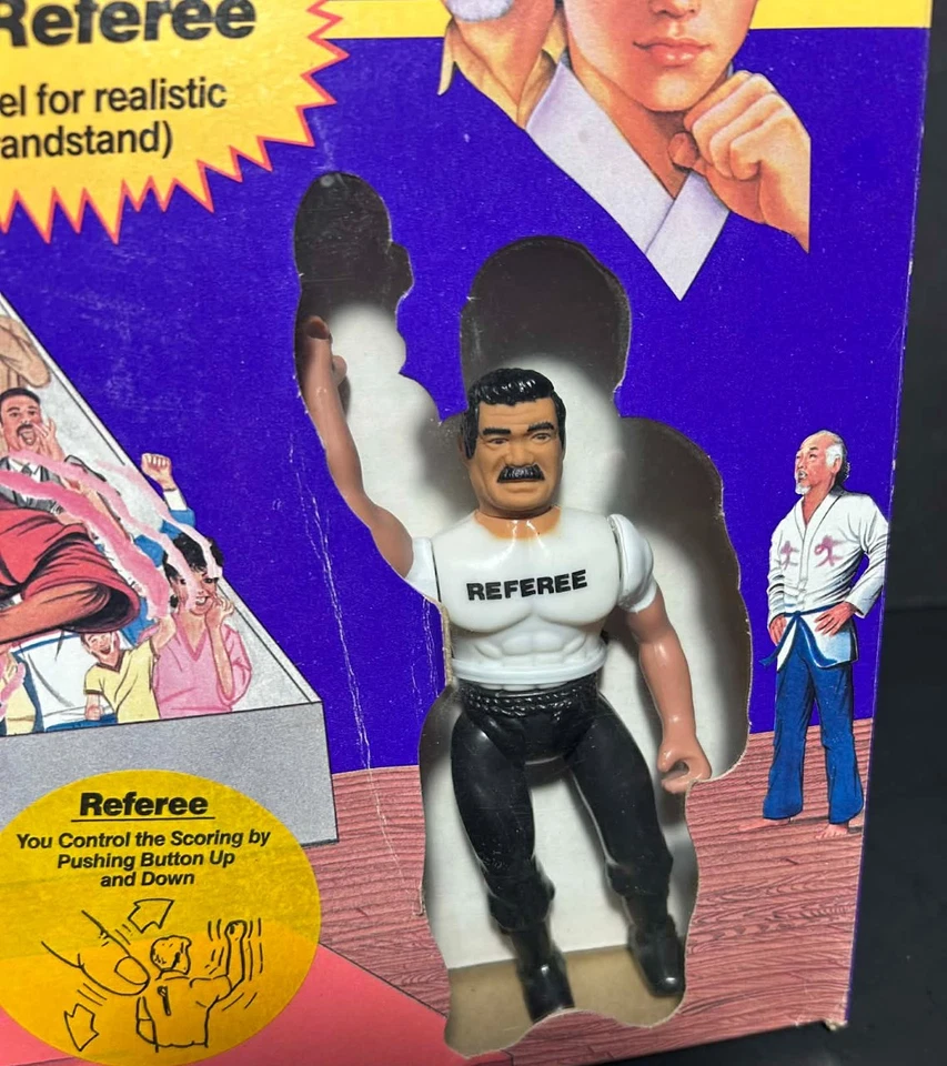 Детский соревновательный центр каратэ Remco неиспользованный как новый в коробке никогда не снимался - Изображение 4 из 4