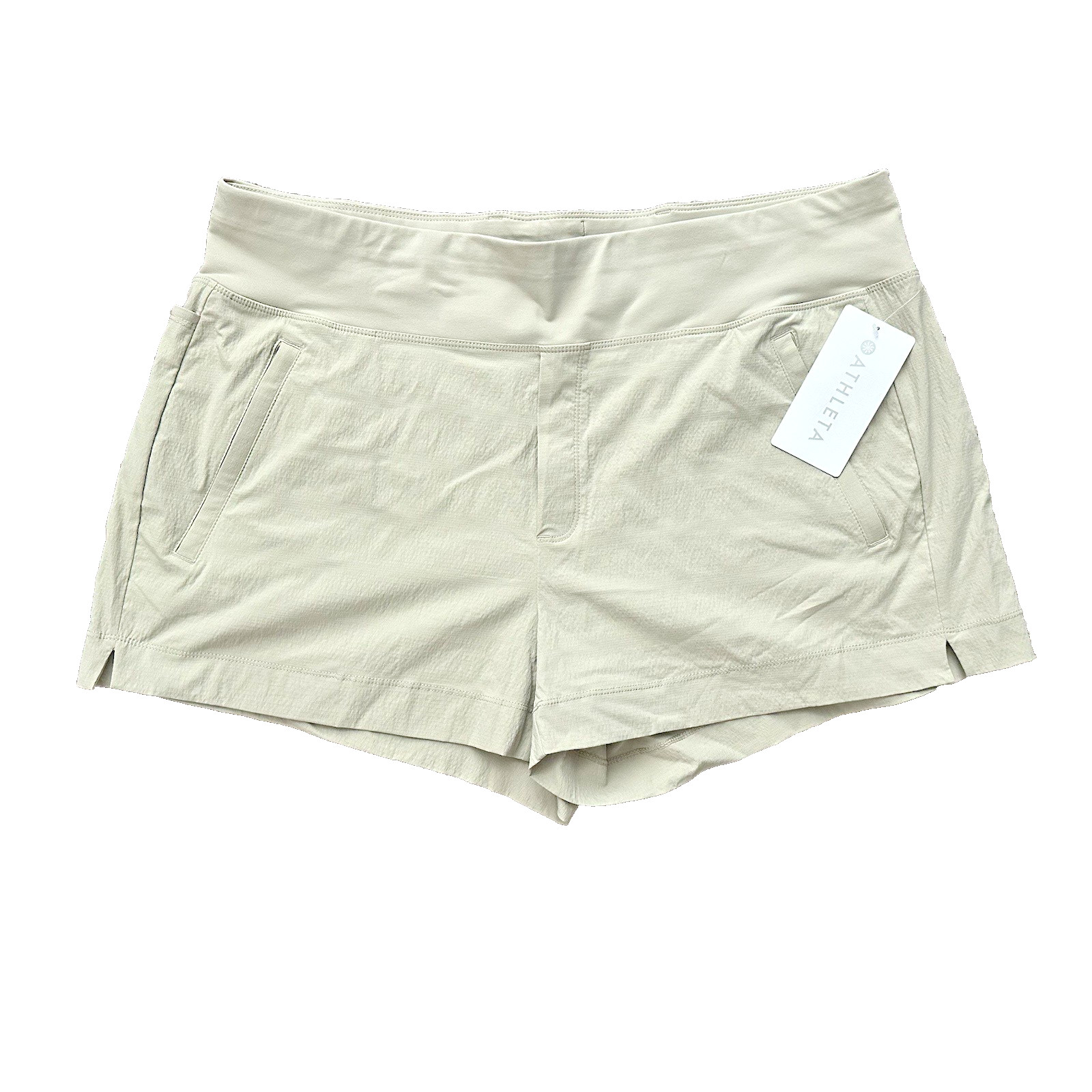 NWT Athleta Trekkie North Shorts Size 18 Beige Pull On Zip Pockets Hike Outdoors