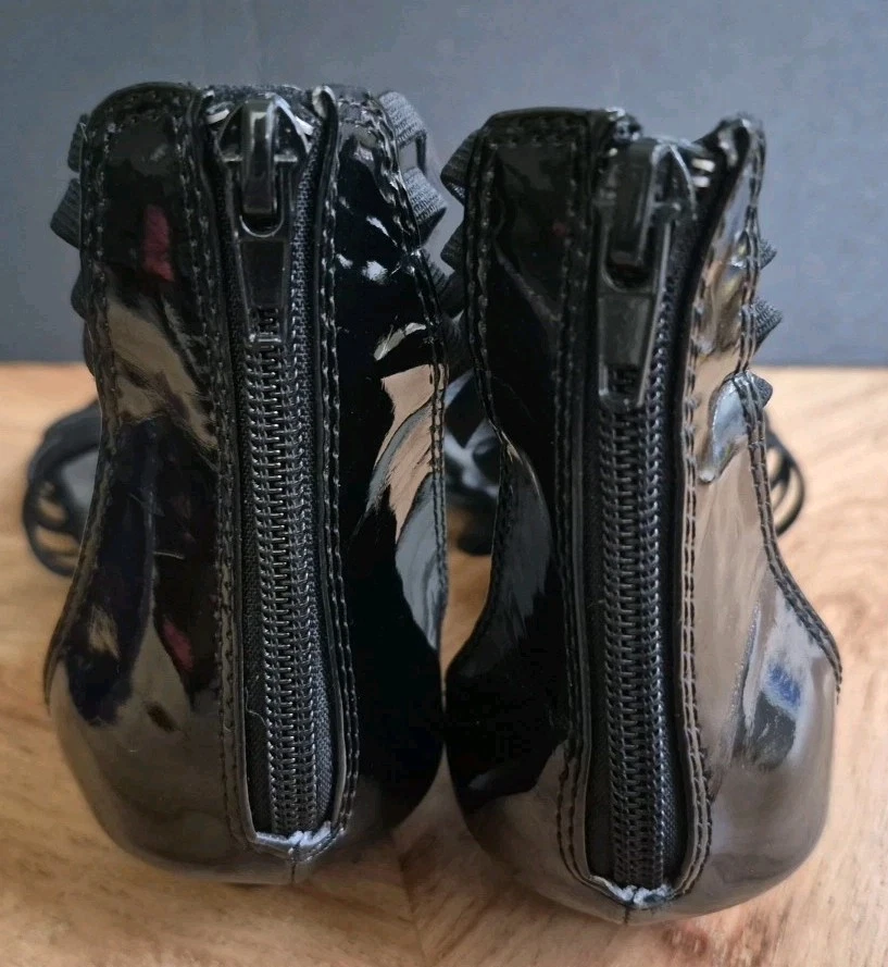 Zapatos planos CL by Chinese Laundry para mujer Saphora negro charol correas cremallera talla 9 Foto 3 de 4