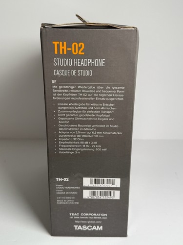 Auriculares de monitor de estudio profesional TASCAM TH-02 con cable sobre la oreja — Nuevos en caja - Imagen 4 de 7