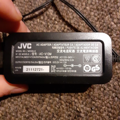 JVC Everio GZ-E15BEK Black 2.7" Display 1.5MP Full HD 40x Optical Zoom Camcorder - Picture 6 of 10