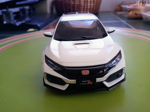 Kyosho 32613W 1:28 Mini-Z AWD Honda Civic Type-R Model Kit for