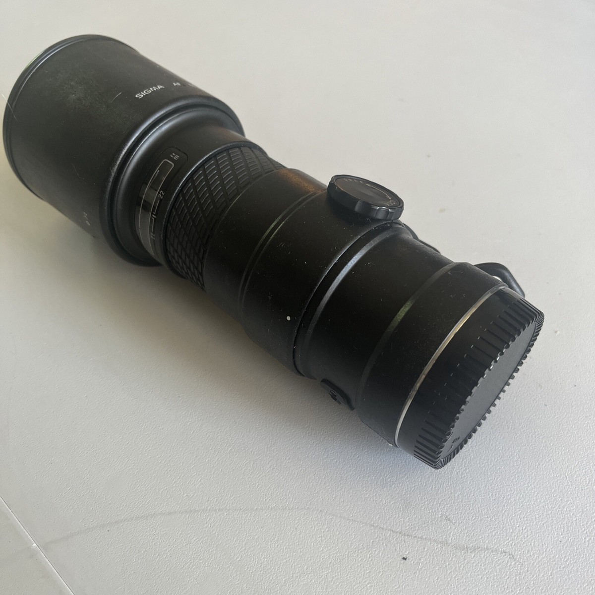 Sigma AF Tele 400mm f5.6 Multi Coated Lens w/ Leather case Sigma AF Tele 400mm f5.6 Multi Coated Lens w/ Leather case
