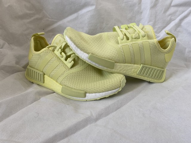 neon green nmds
