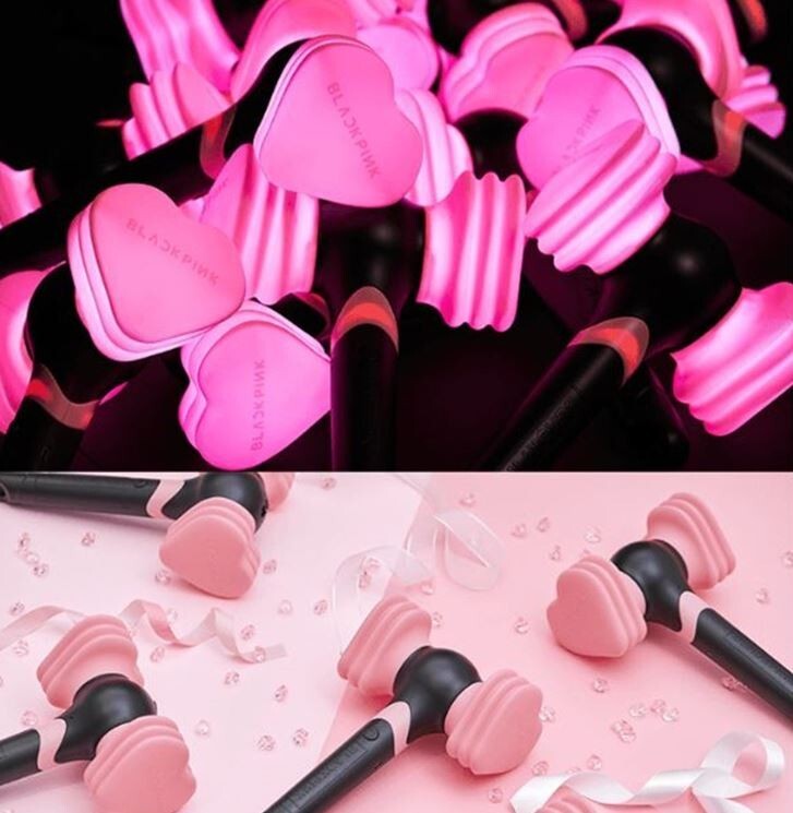 BLACKPINK OFFICIAL LIGHT STICK Ver.2 + 100% Authentic Photo Card