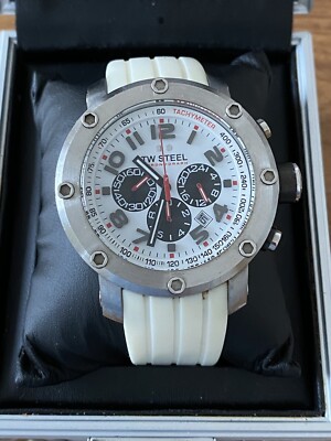 tw steel herrenuhr Tech Collection