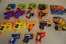Lot of 17 Pistol Nerf Guns Dart Blasters TESTED Party Office Pack