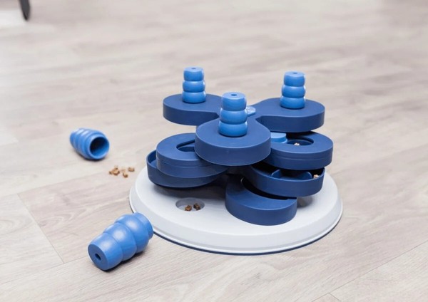 Trixie Dog Activity Flower Tower 30x13 cm - juego inteligencia para perros