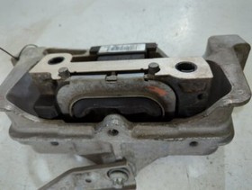 Mercedes A-class W176 A180 Cdi Amg 2012-2018 1461 Engine Mount driver Side N57