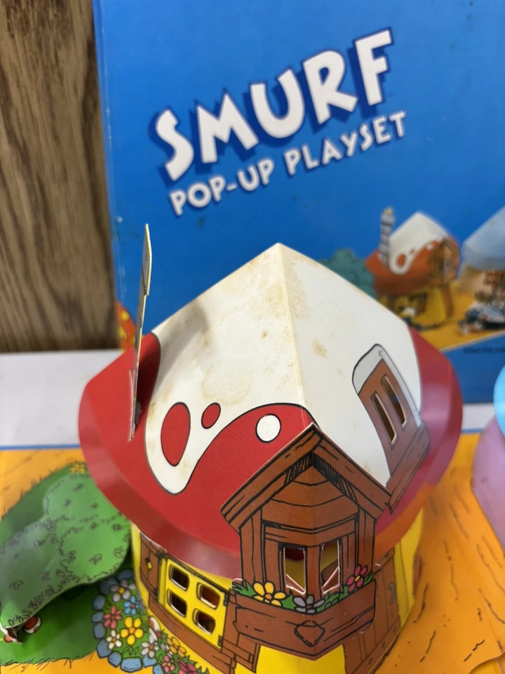 Vintage 1983 Smurf Pop-Up Playset Play Village,  Set #5165 - Image 2 of 4