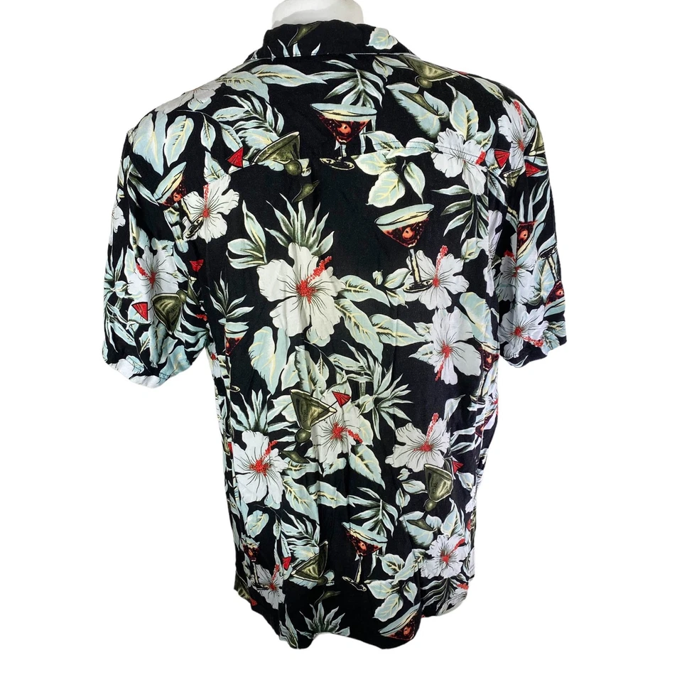 Camisa hawaiana Malibu Dreams grande floral cócteles flores de hibisco Foto 3 de 4